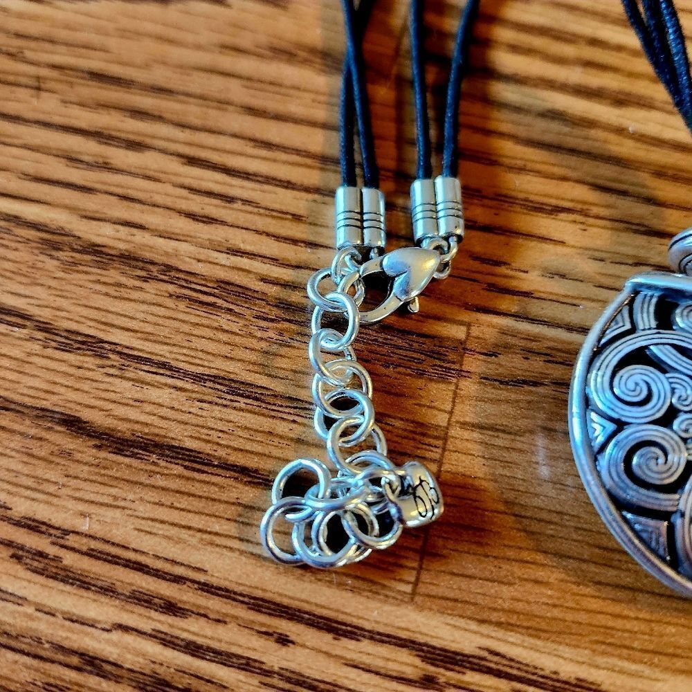 BRIGHTON Silver Puff Scroll Pendant Necklace VINTAGE INSPIRED! - Picture 4 of 10